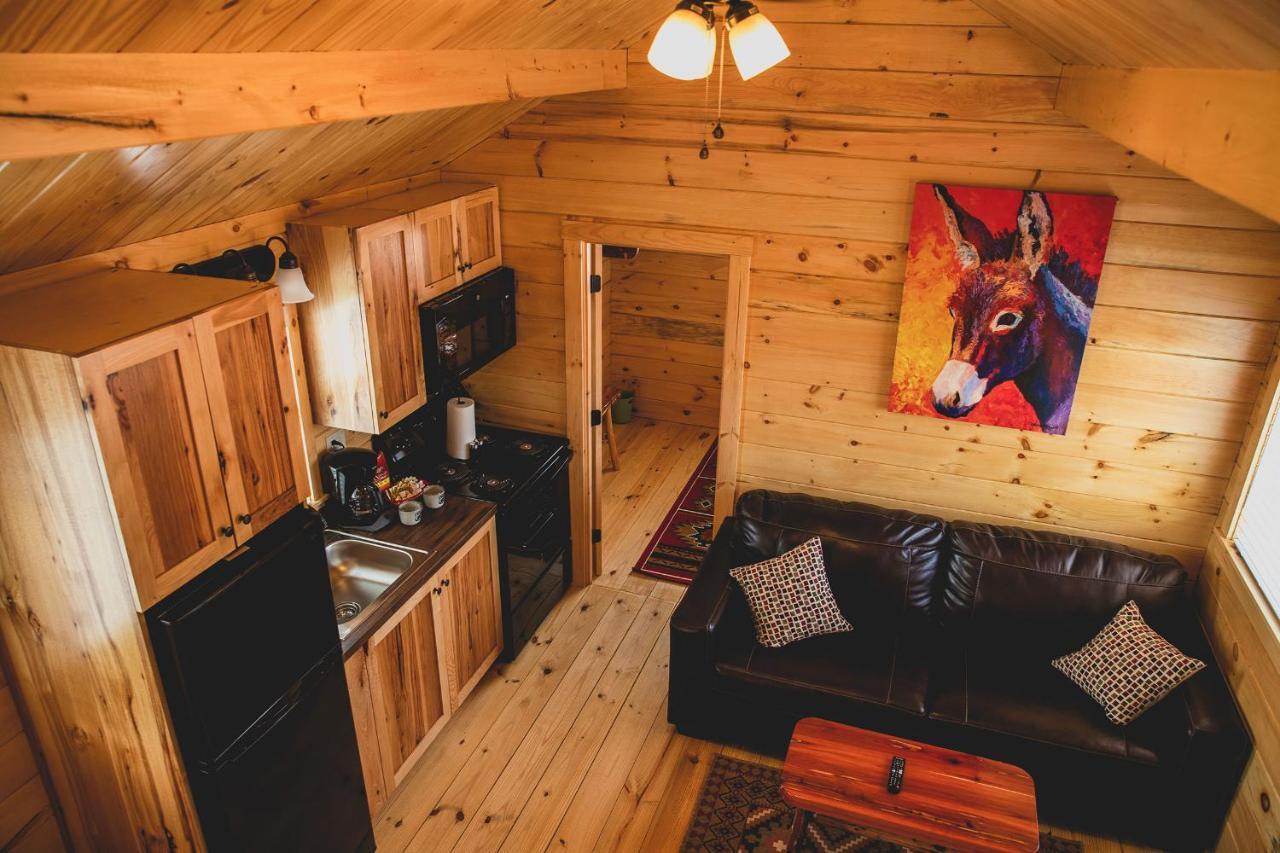 The Big Texan - Cabins And Wagons أماريلو المظهر الخارجي الصورة